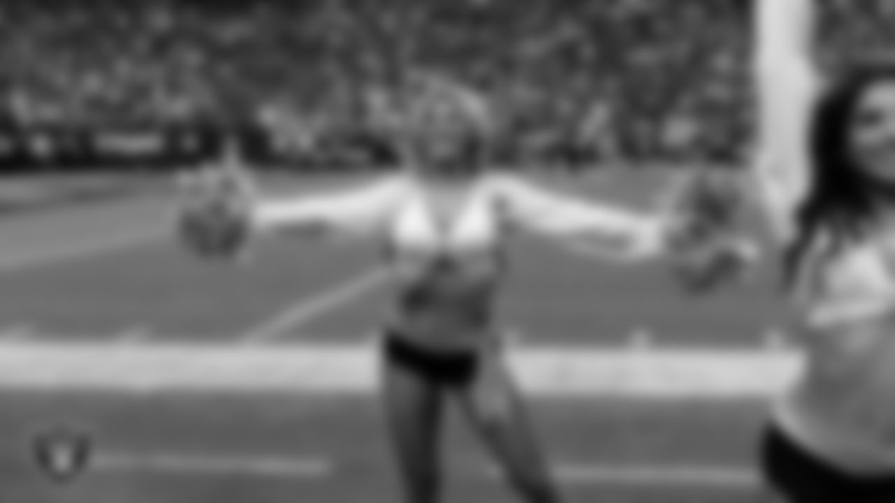 Raiderette Isabella on the sidelines during the regular season home game against the Jacksonville Jaguars at Allegiant Stadium.