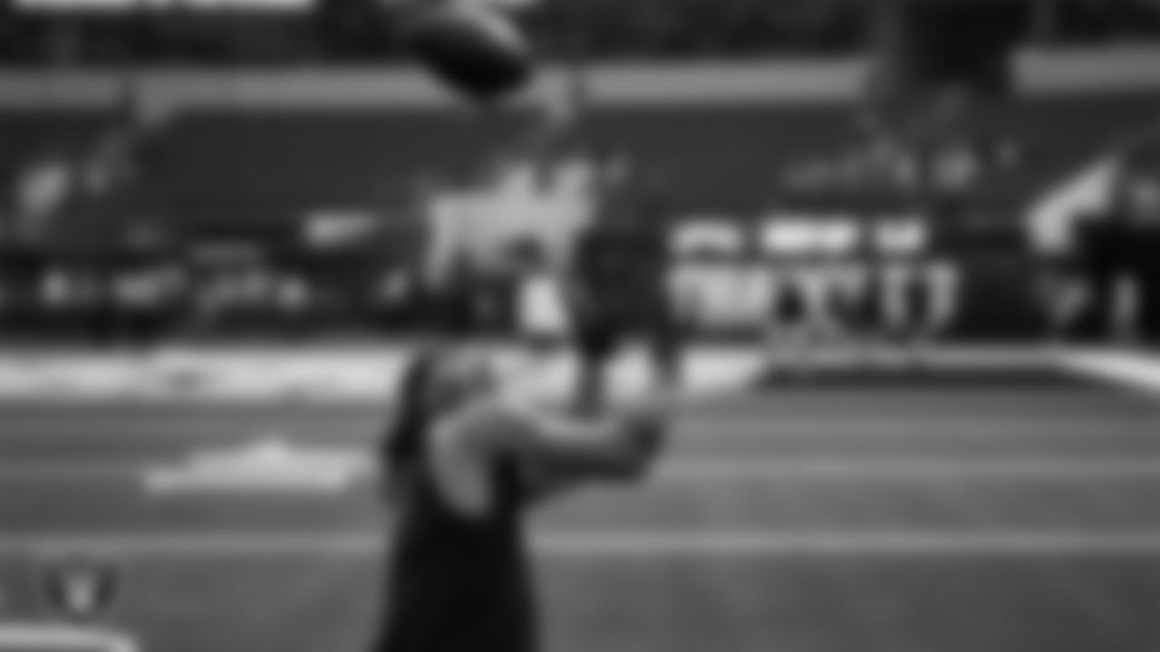 Las Vegas Raiders wide receiver Dont'e Thornton Jr. (10) warming up before the regular season away game against the Los Angeles Chargers at SoFi Stadium.