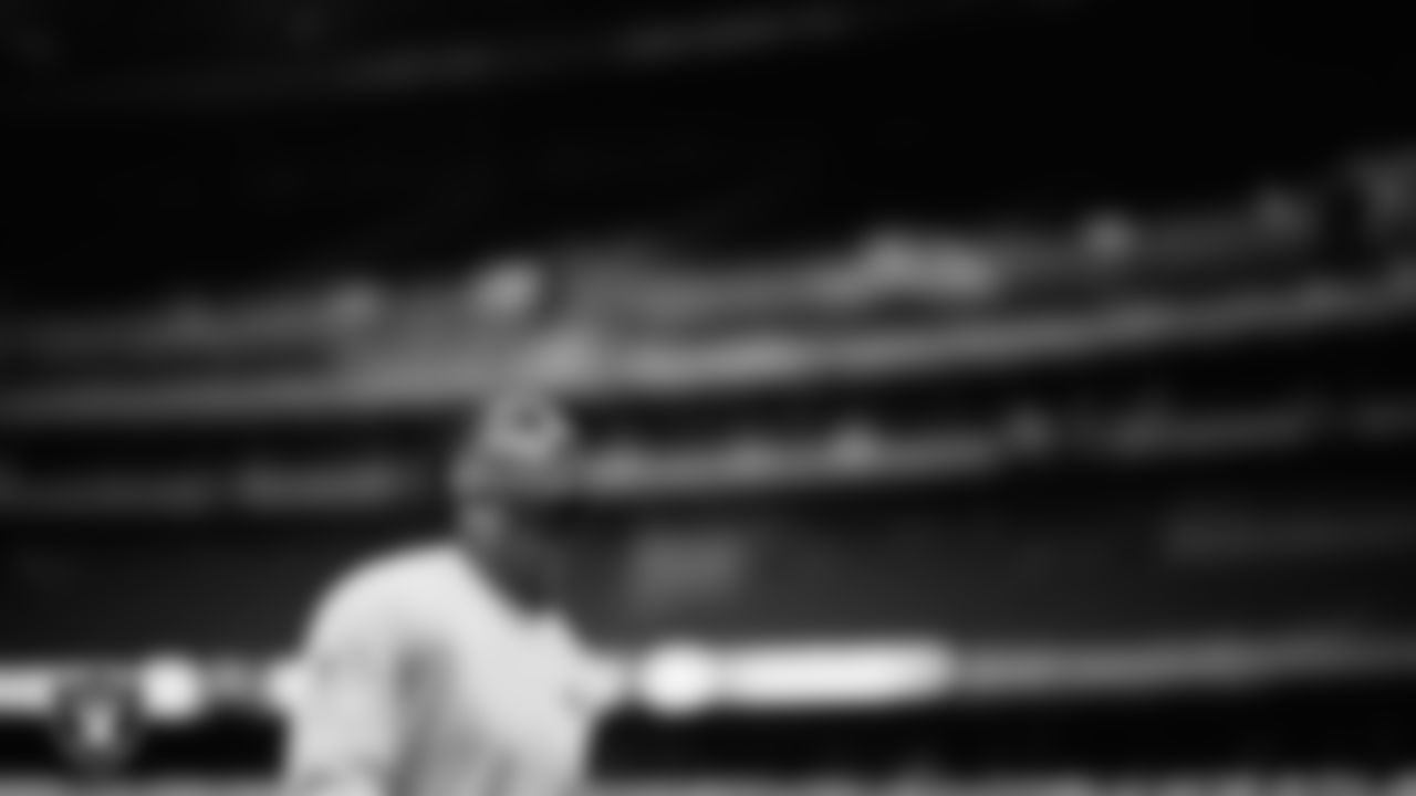 Las Vegas Raiders defensive end Charles Snowden (49) warming up before the regular season away game against the Houston Texans at NRG Stadium.