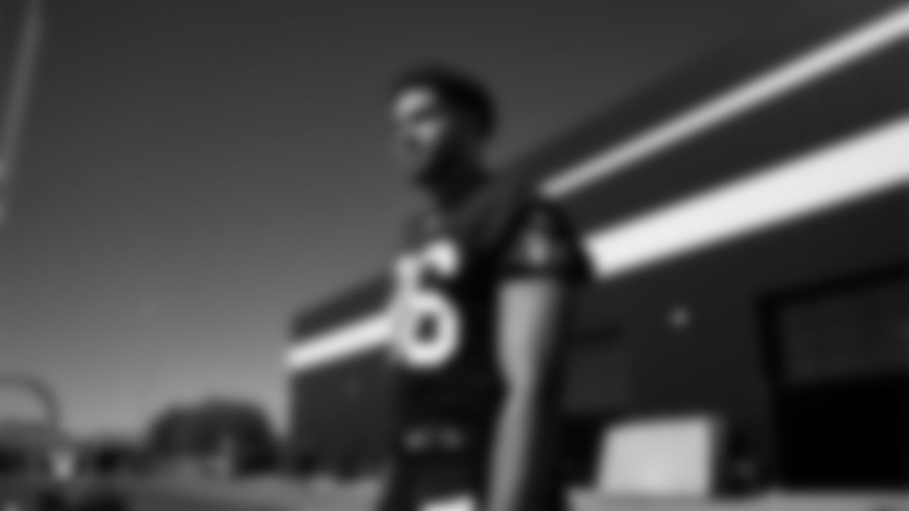 Las Vegas Raiders tight end Albert Okwuegbunam (86) during practice at Intermountain Health Performance Center.