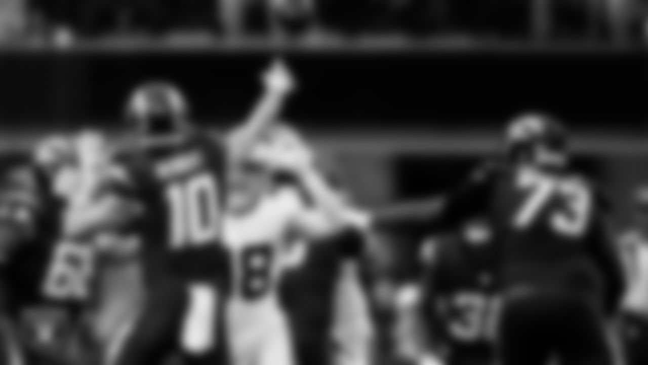 Las Vegas Raiders defensive end Maxx Crosby (98) pressures the quarterback during the regular season away game against the Los Angeles Chargers at SoFi Stadium.