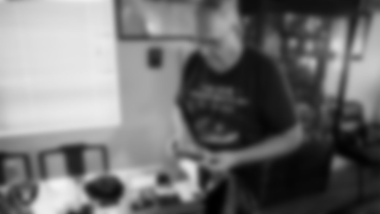 United States Navy Veteran Michael Royal shares photos from his time in service after being surprised with tickets to the Las Vegas Raiders' Salute to Service game.