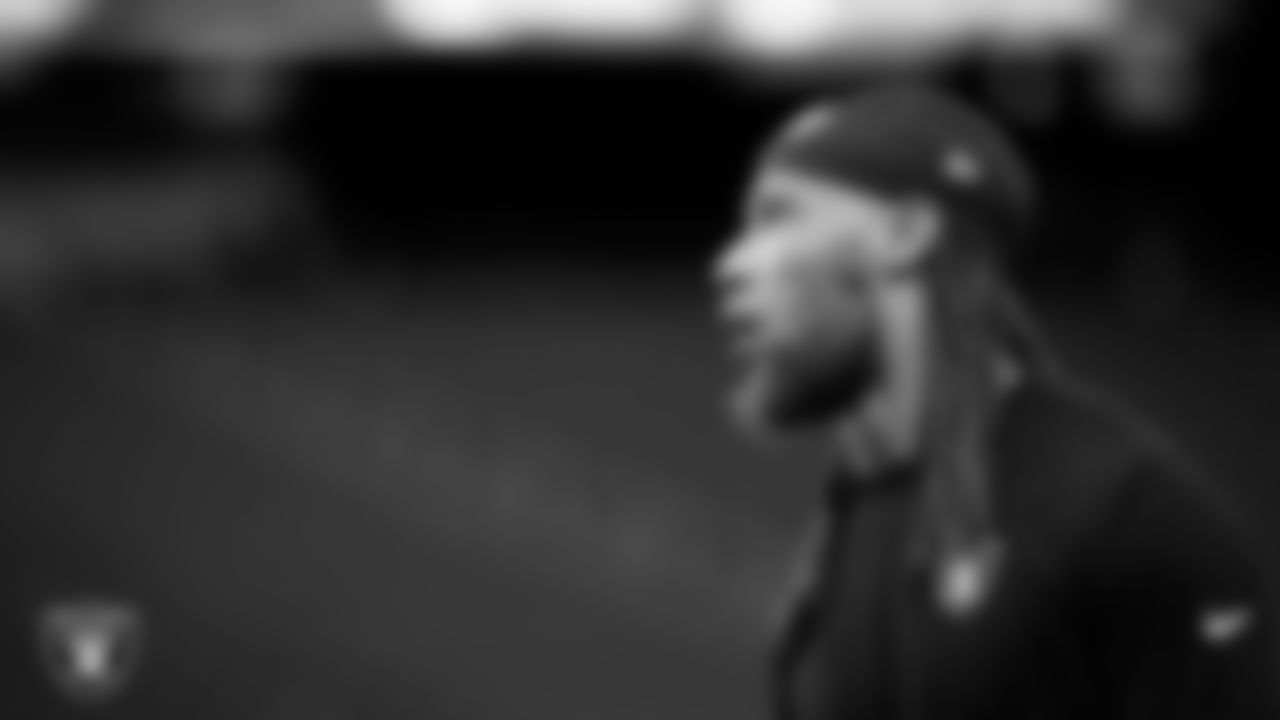 Las Vegas Raiders cornerback Eric Stokes (22) warming up before the regular season home game against the Jacksonville Jaguars at Allegiant Stadium.