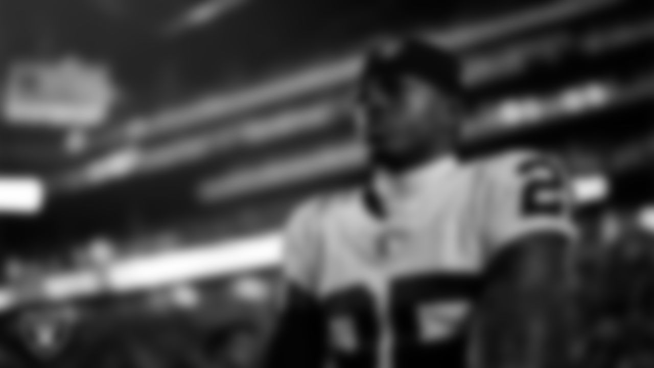 Las Vegas Raiders cornerback Decamerion Richardson (25) on the sidelines before the Las Vegas Raiders' regular season away game against the Indianapolis Colts at Lucas Oil Stadium.
