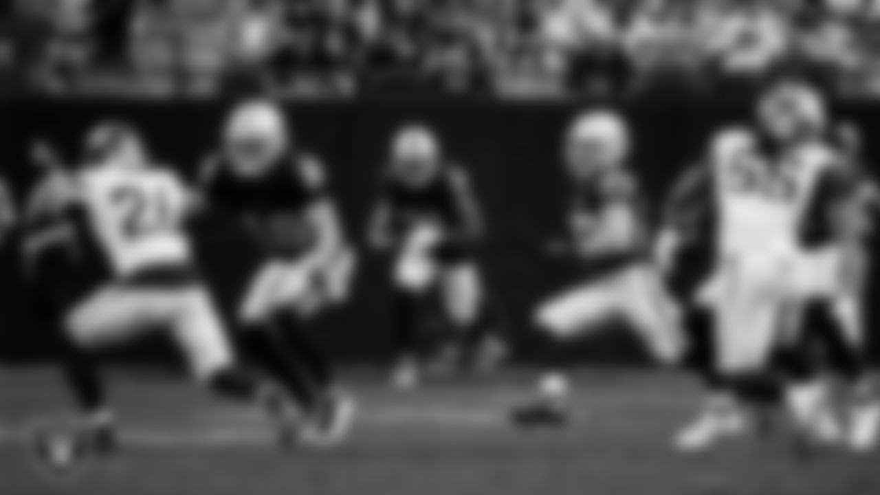 Las Vegas Raiders running back Raheem Mostert (31) returns a kickoff during the regular season home game against the Denver Broncos at Allegiant Stadium.