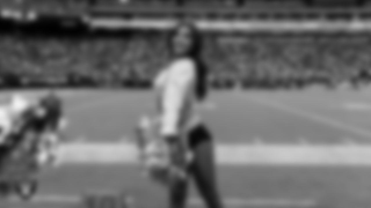 Raiderette Maddie on the sidelines during the preseason home game against the San Francisco 49ers at Allegiant Stadium.