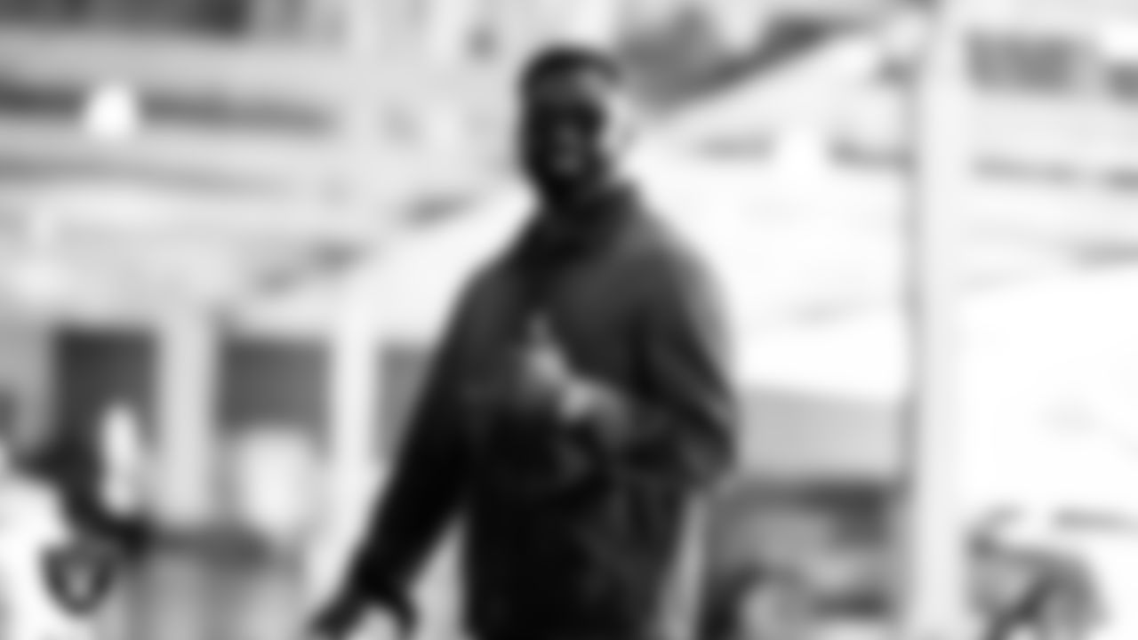 Las Vegas Raiders running back Raheem Mostert (31) arrives to the regular season home game against the Cleveland Browns at Allegiant Stadium.