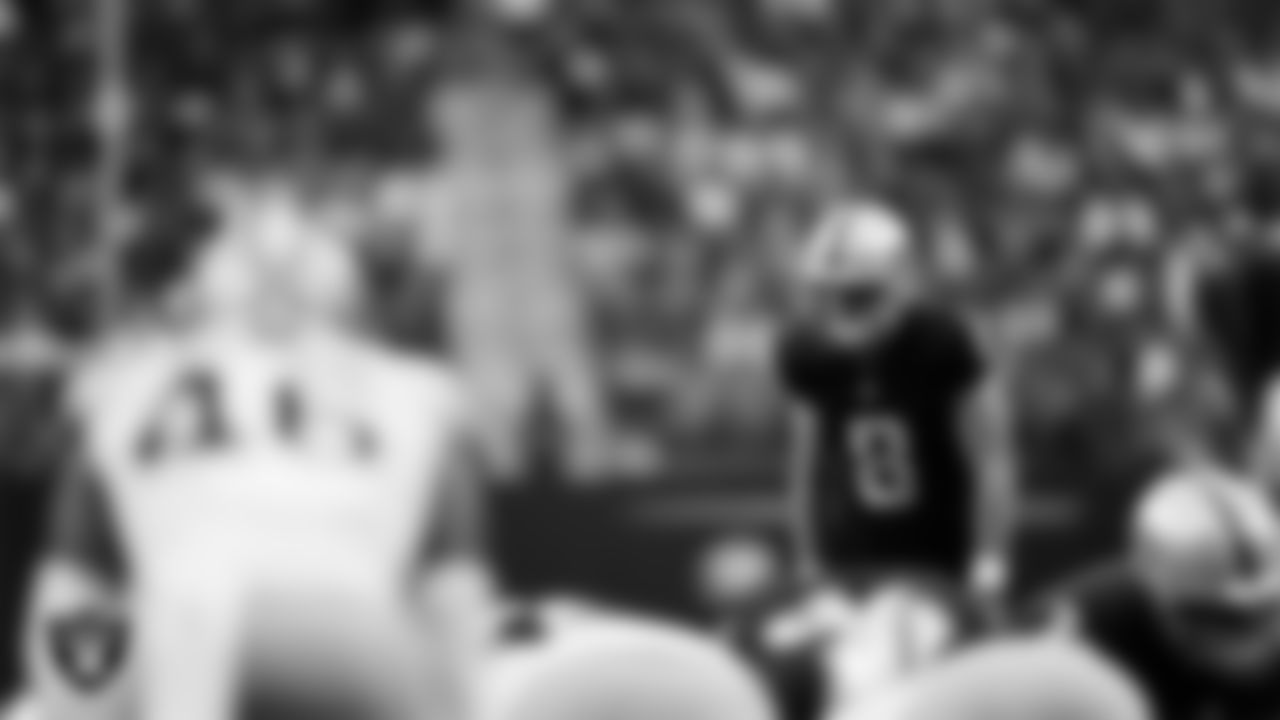 Las Vegas Raiders kicker Daniel Carlson (8) lines up to kick a 30-yard field goal during the preseason home game against the San Francisco 49ers at Allegiant Stadium.