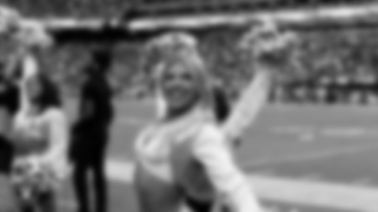 Raiderette Jordie on the sidelines during the regular season home game against the Chicago Bears at Allegiant Stadium.