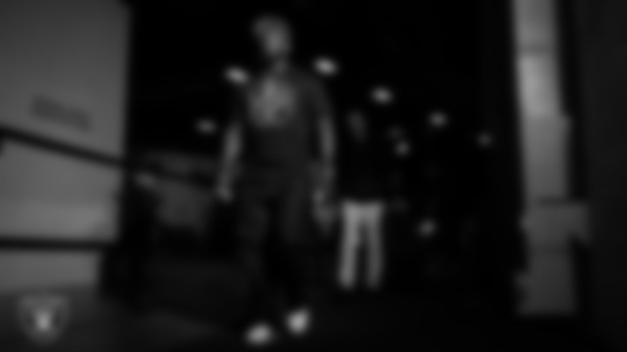 Las Vegas Raiders linebacker Devin White (45) arrives to the regular season away game against the Denver Broncos at Empower Field at Mile High.