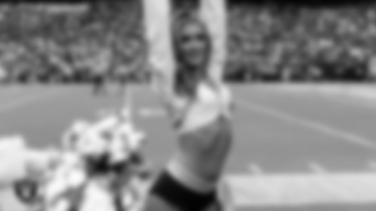 Raiderette Shelby on the sidelines during the preseason home game against the San Francisco 49ers at Allegiant Stadium.