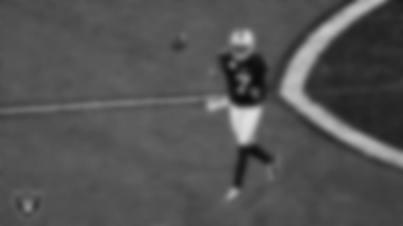 Las Vegas Raiders quarterback Geno Smith (7) passes during the regular season home game against the Dallas Cowboys at Allegiant Stadium.