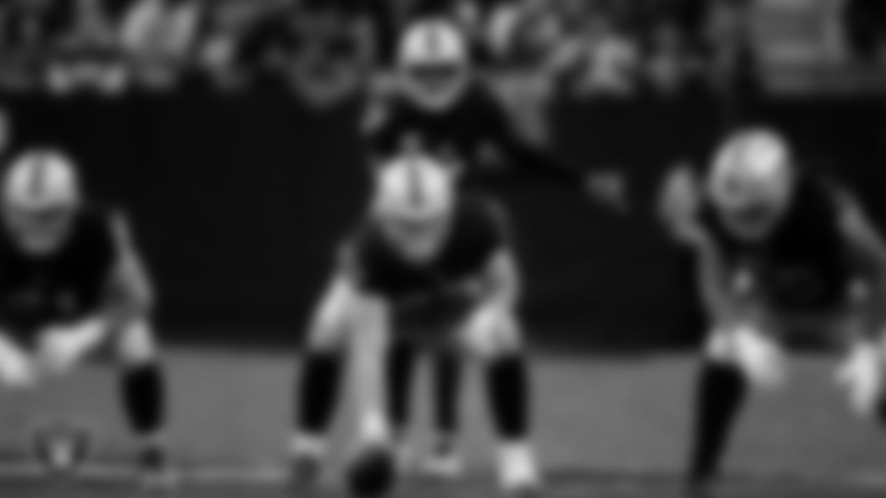 Las Vegas Raiders quarterback Geno Smith (7) lines up before the snap during the regular season home game against the Cleveland Browns at Allegiant Stadium.