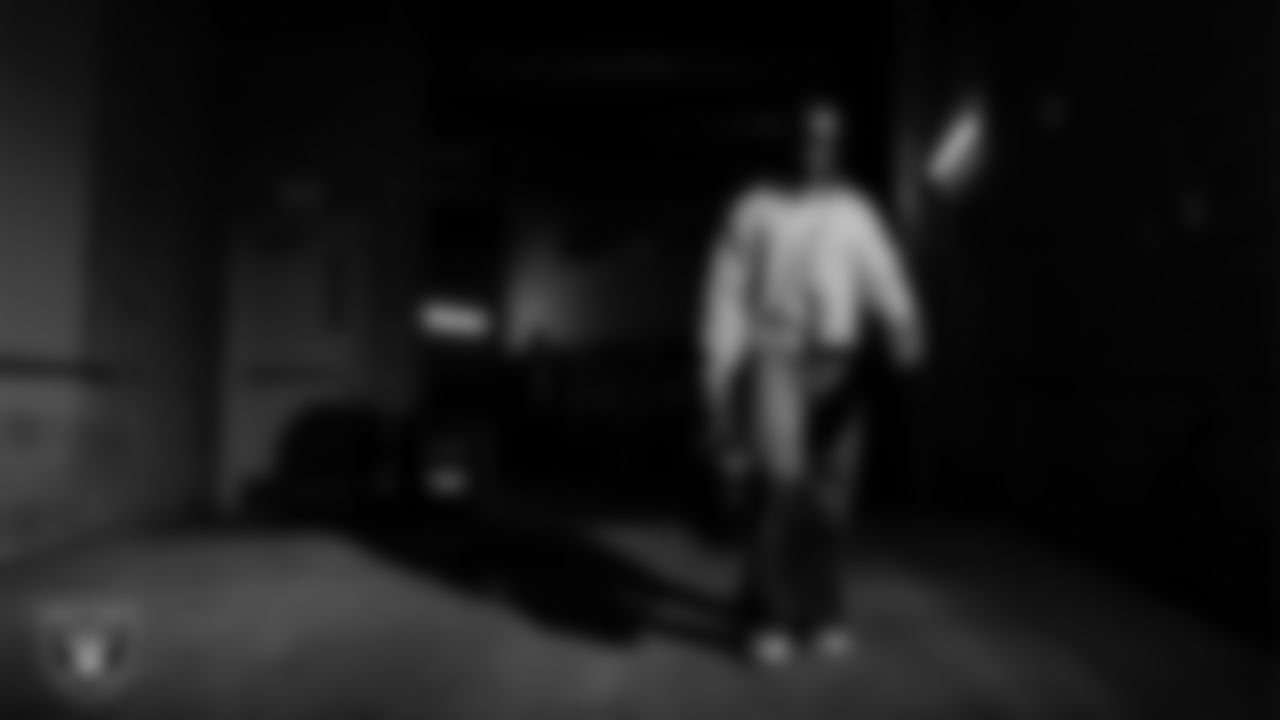 Las Vegas Raiders running back Ashton Jeanty (2) arrives to the regular season away game against the Houston Texans at NRG Stadium.