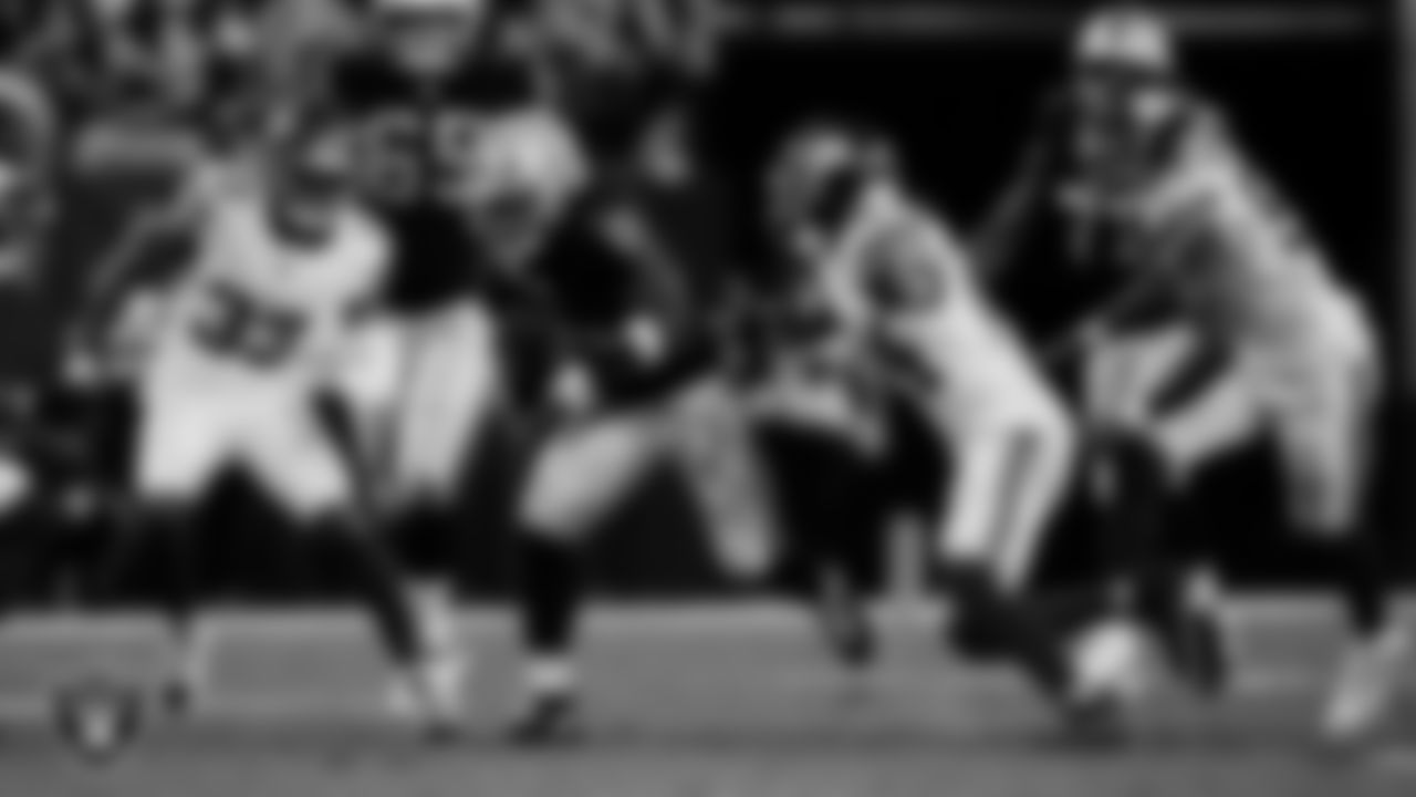 Las Vegas Raiders running back Ashton Jeanty (2) during the regular season home game against the New York Giants at Allegiant Stadium.