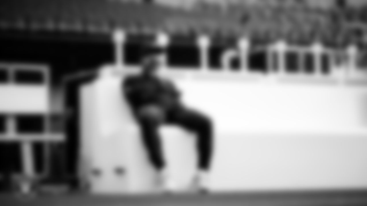 Las Vegas Raiders wide receiver DJ Turner (19) on the bench before the regular season away game against the Los Angeles Chargers at SoFi Stadium.