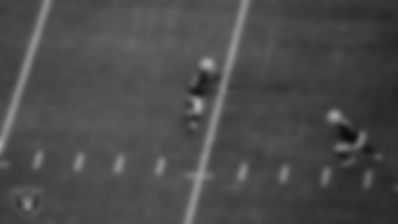 Las Vegas Raiders running back Ashton Jeanty (2) during the regular season home game against the Denver Broncos at Allegiant Stadium.