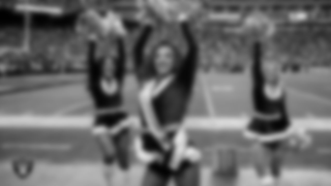 Raiderette Lexie on the sidelines during the regular season home game against the New York Giants at Allegiant Stadium.