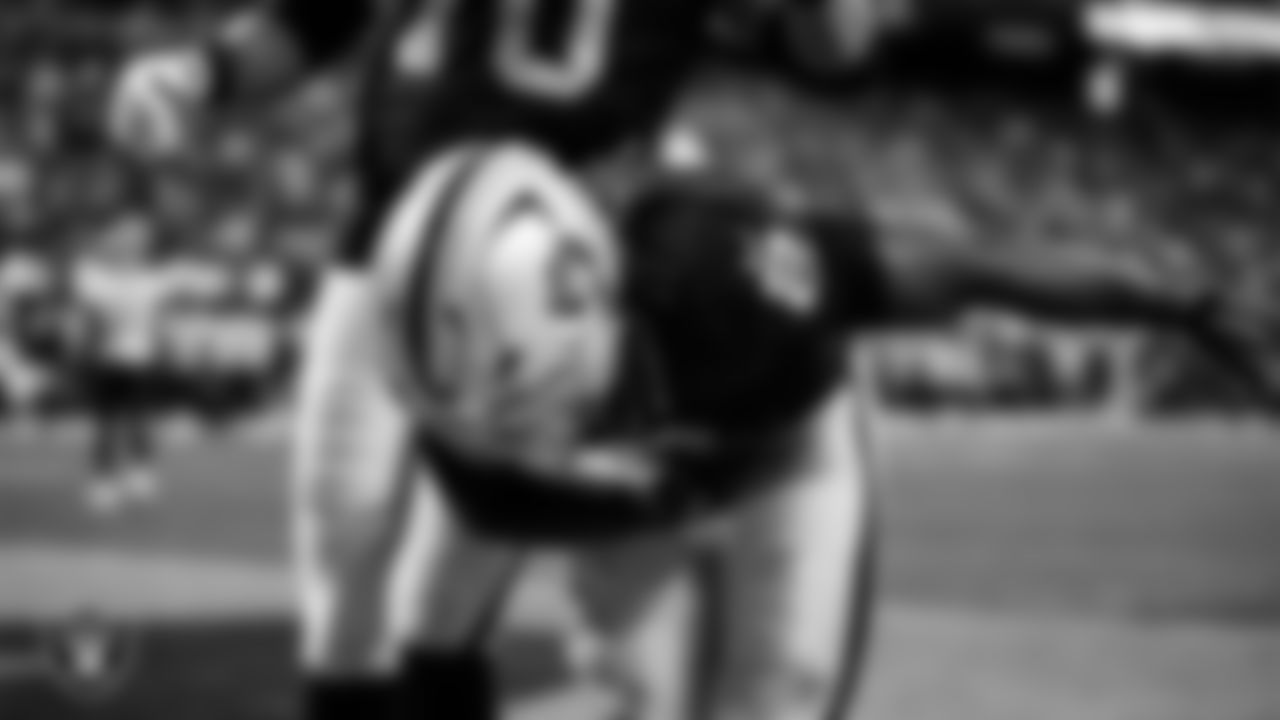 Las Vegas Raiders running back Ashton Jeanty (2) celebrates after making a 15-yard touchdown catch during the regular season home game against the Jacksonville Jaguars at Allegiant Stadium.