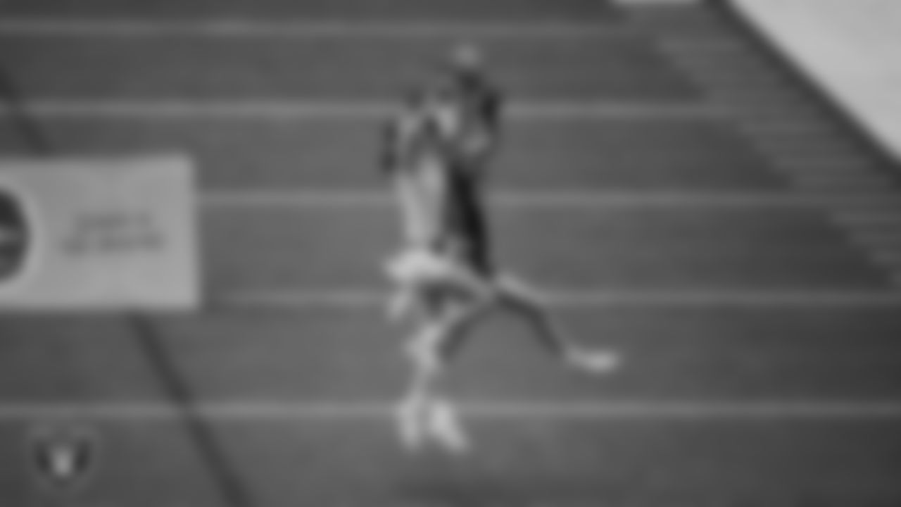 Athletes compete in the Oakley Icon Alliance Regionals at Intermountain Health Performance Center.