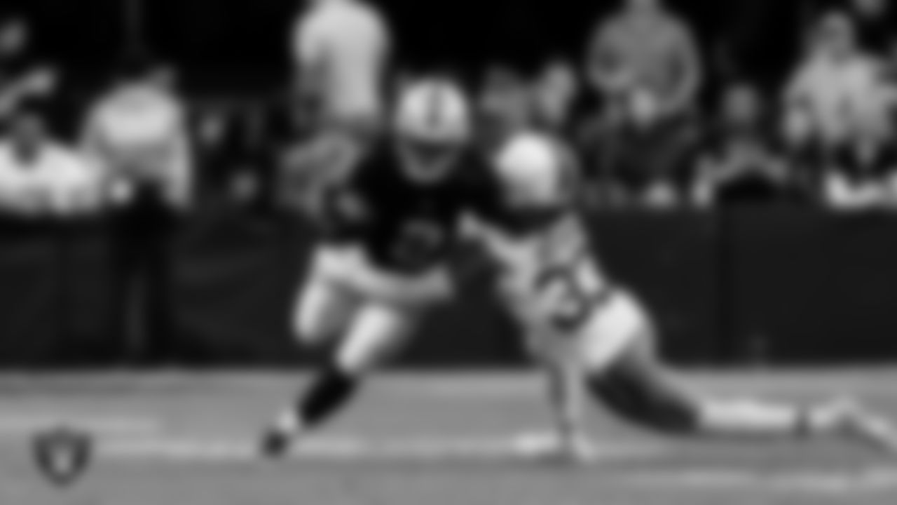 Las Vegas Raiders running back Ashton Jeanty (2) during the regular season home game against the Cleveland Browns at Allegiant Stadium.