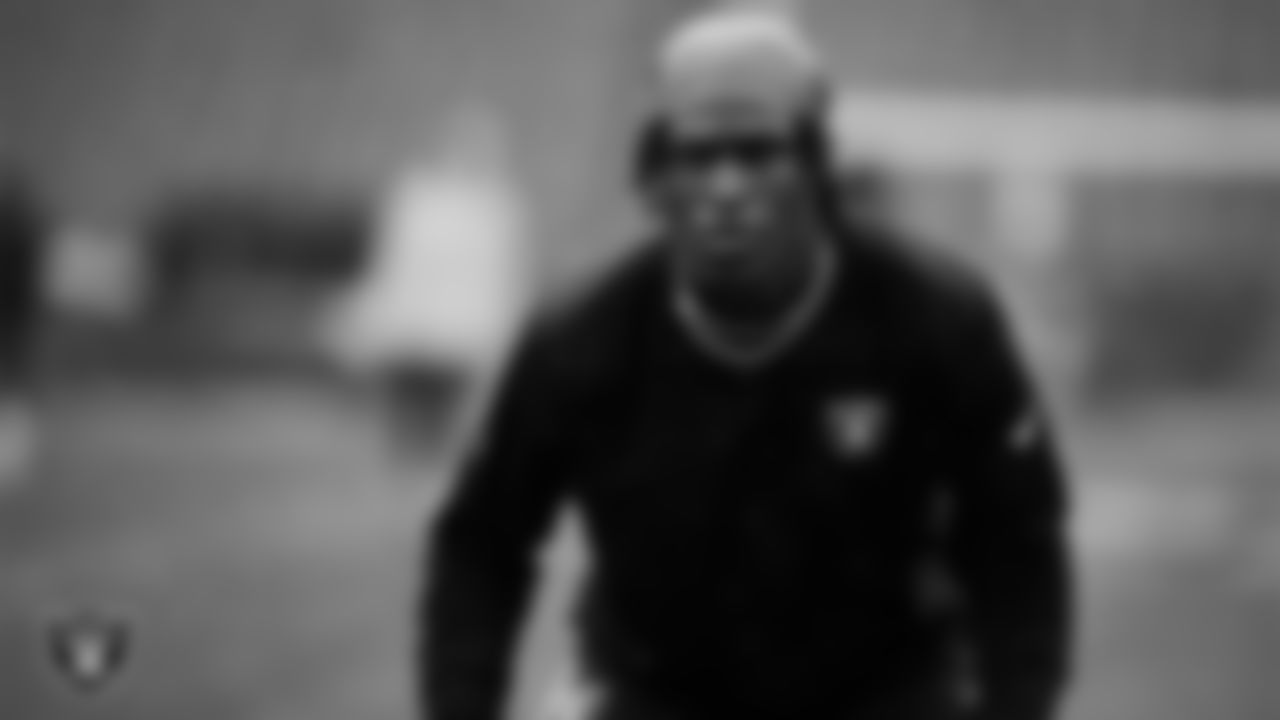 Las Vegas Raiders cornerback Darnay Holmes (30) warming up before the regular season away game against the New England Patriots at Gillette Stadium.