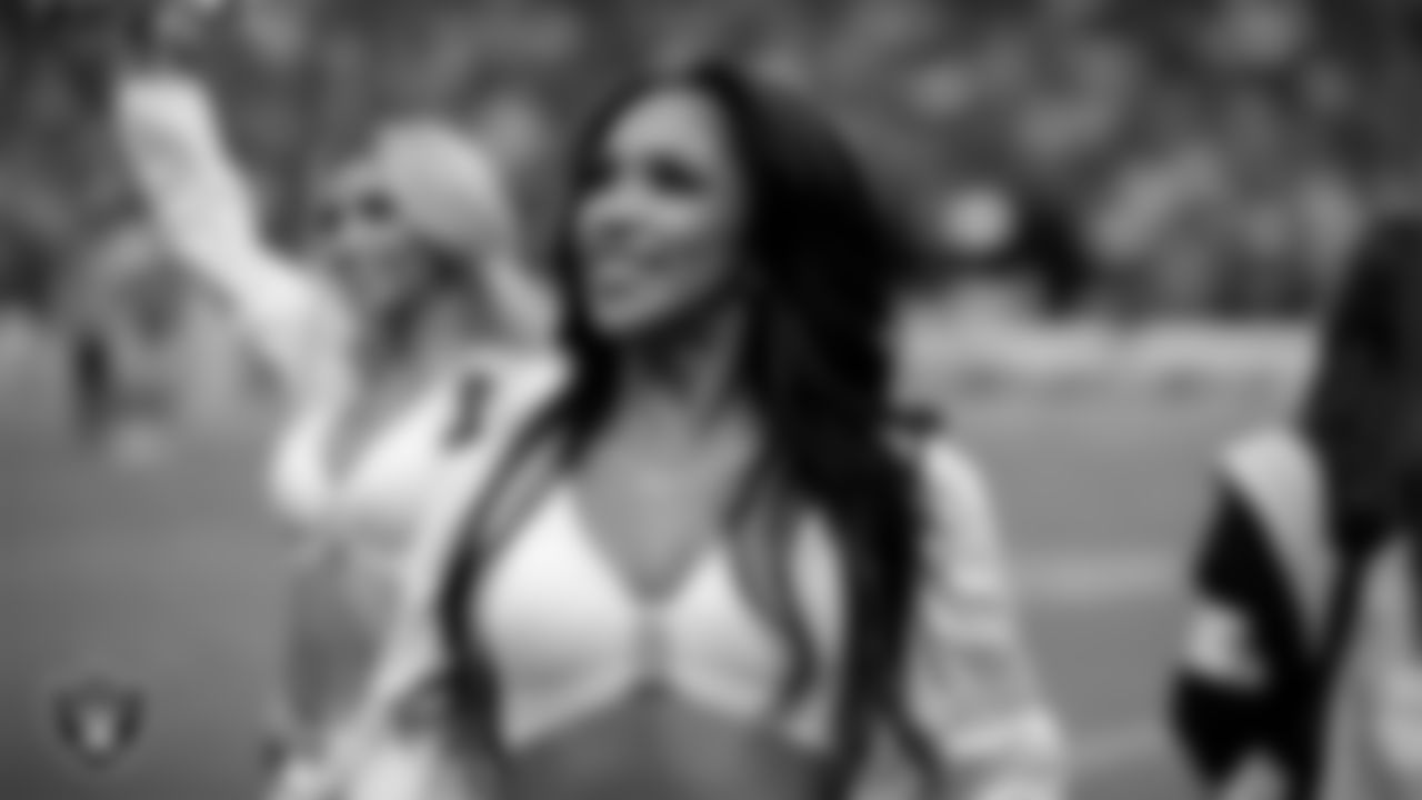 Raiderette Cierra on the sidelines during the regular season home game against the Tennessee Titans at Allegiant Stadium.