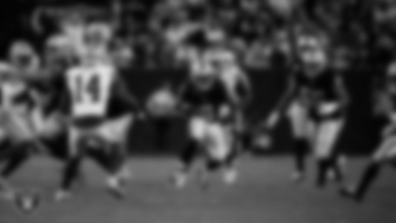 Las Vegas Raiders running back Ashton Jeanty (2) rushes during the regular season home game against the Dallas Cowboys at Allegiant Stadium.