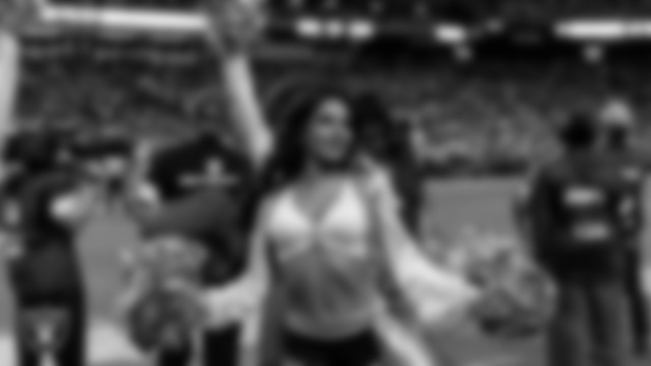 Raiderette Annalise on the sidelines during the regular season home game against the Dallas Cowboys at Allegiant Stadium.