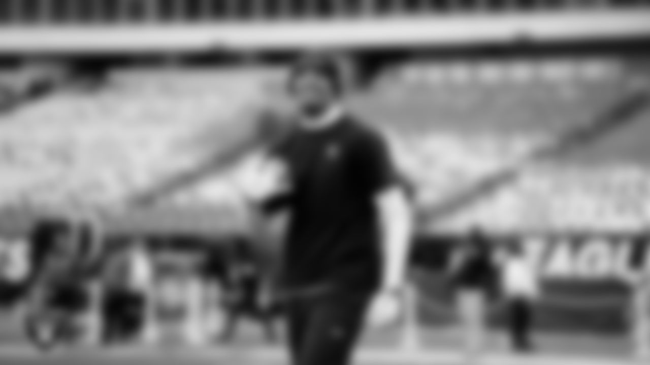 Las Vegas Raiders safety Isaiah Pola-Mao (20) warming up before the regular season away game against the Philadelphia Eagles at Lincoln Financial Field.