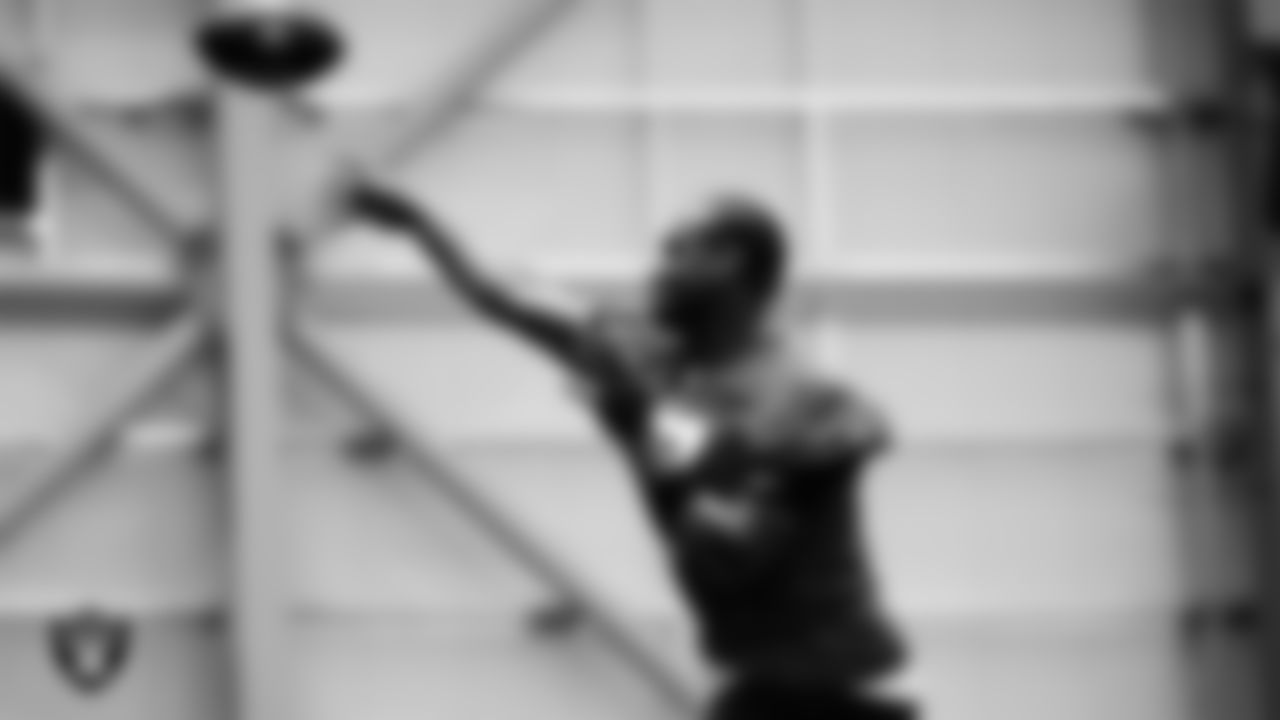 Las Vegas Raiders quarterback Geno Smith (7) at a workout during phase two of the offseason program at Intermountain Health Performance Center.