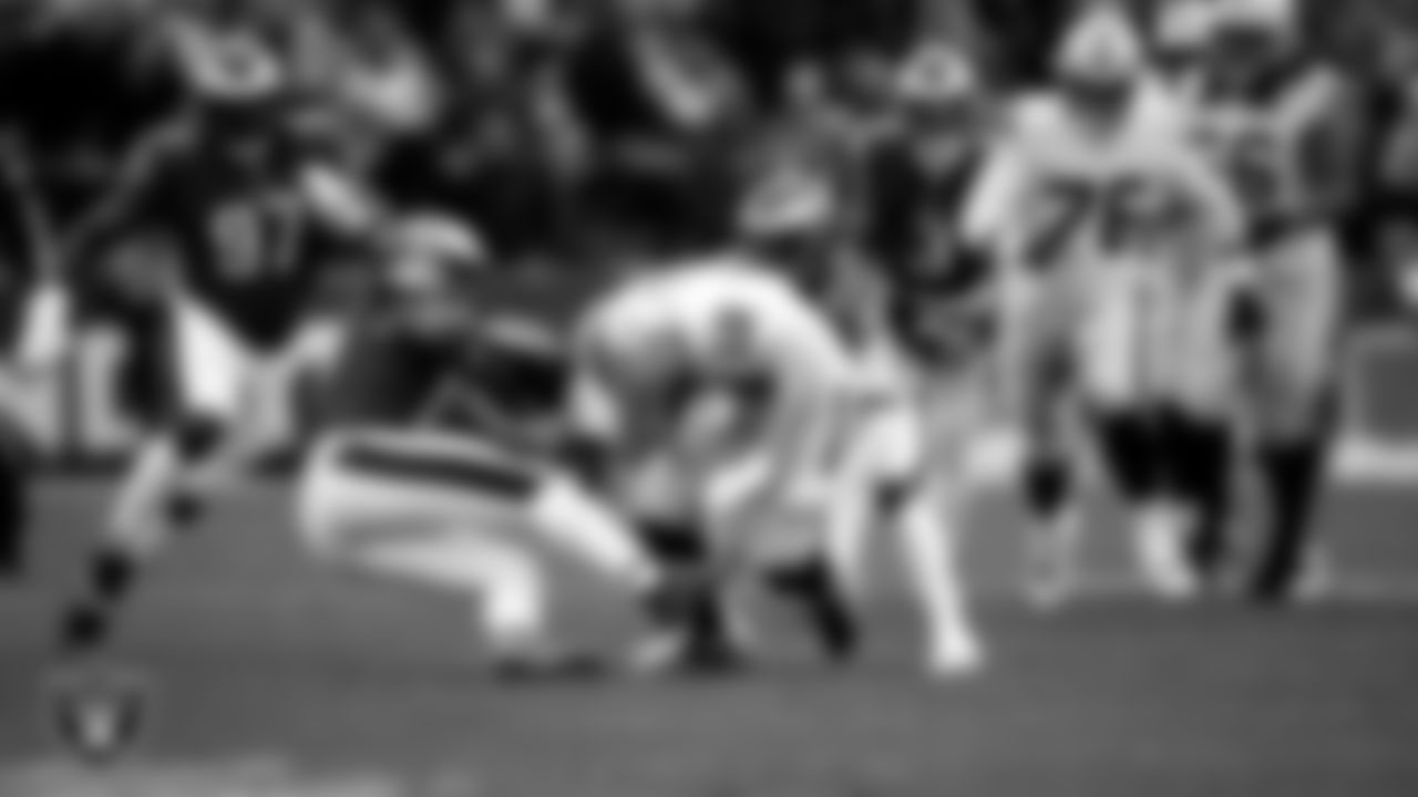 Las Vegas Raiders wide receiver Jack Bech (18) runs after making a catch during the regular season away game against the Philadelphia Eagles at Lincoln Financial Field.