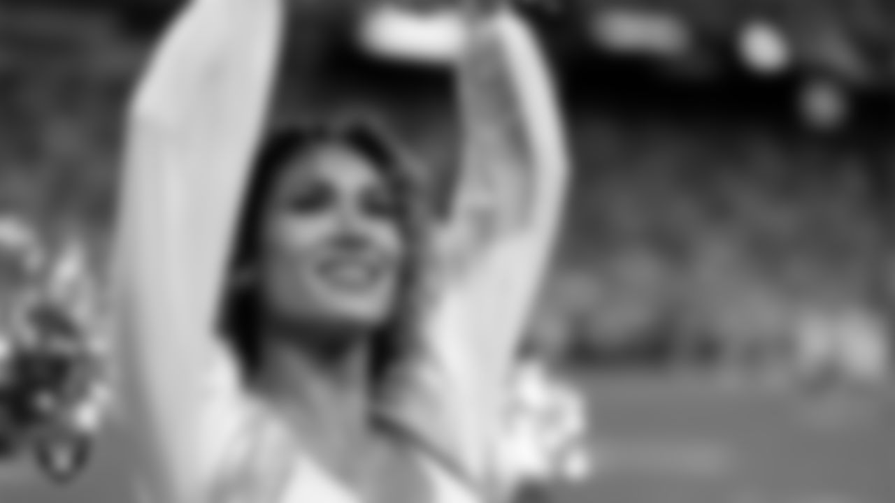 Raiderette Jenna on the sidelines during the regular season home game against the Denver Broncos at Allegiant Stadium.