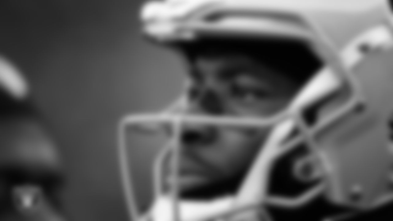 Las Vegas Raiders wide receiver Dont'e Thornton Jr. (10) on the sidelines during the regular season away game against the Philadelphia Eagles at Lincoln Financial Field.