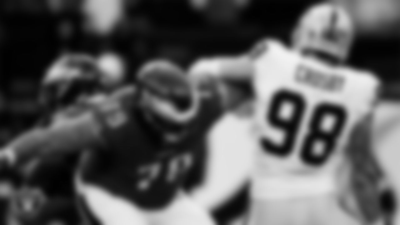 Las Vegas Raiders defensive end Maxx Crosby (98) defends during the regular season away game against the Philadelphia Eagles at Lincoln Financial Field.