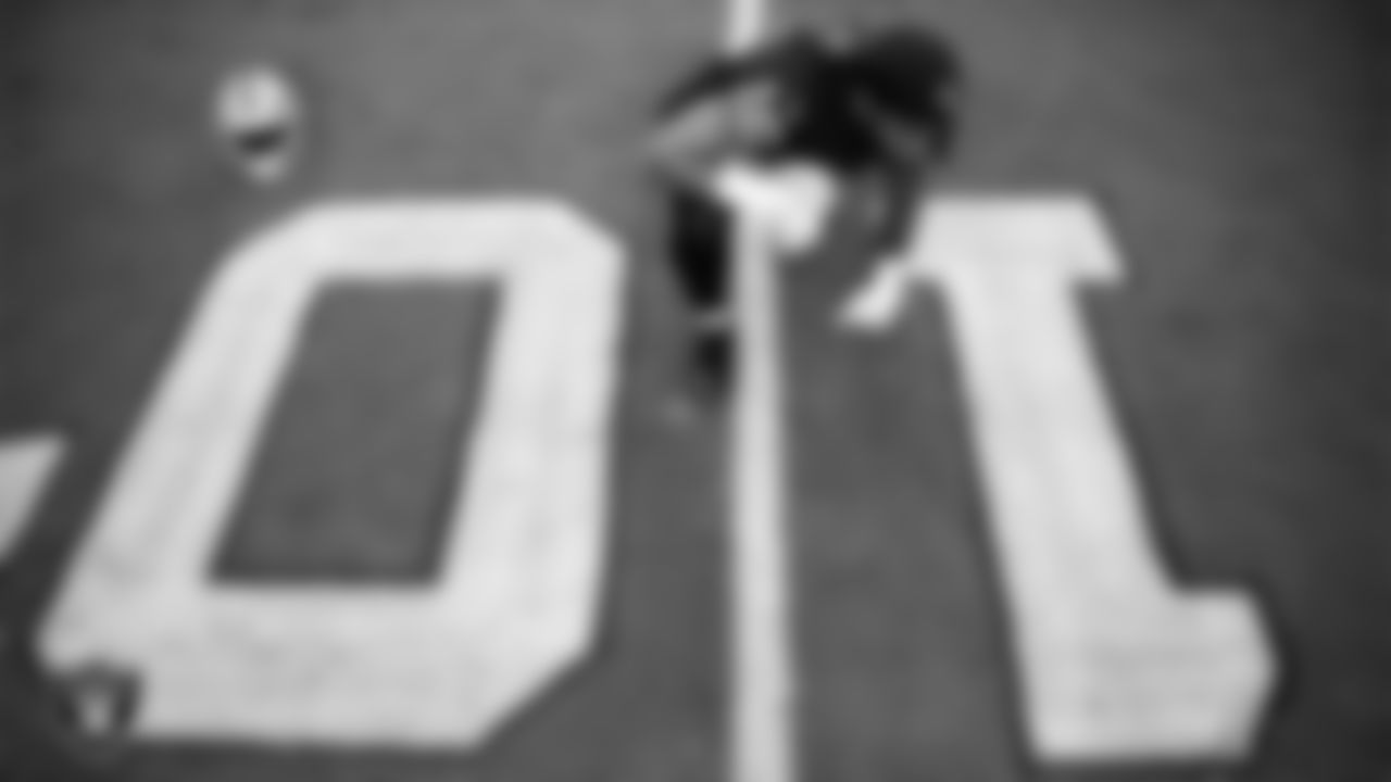 Las Vegas Raiders wide receiver Jakobi Meyers (16) warming up before the regular season home game against the Tennessee Titans at Allegiant Stadium.
