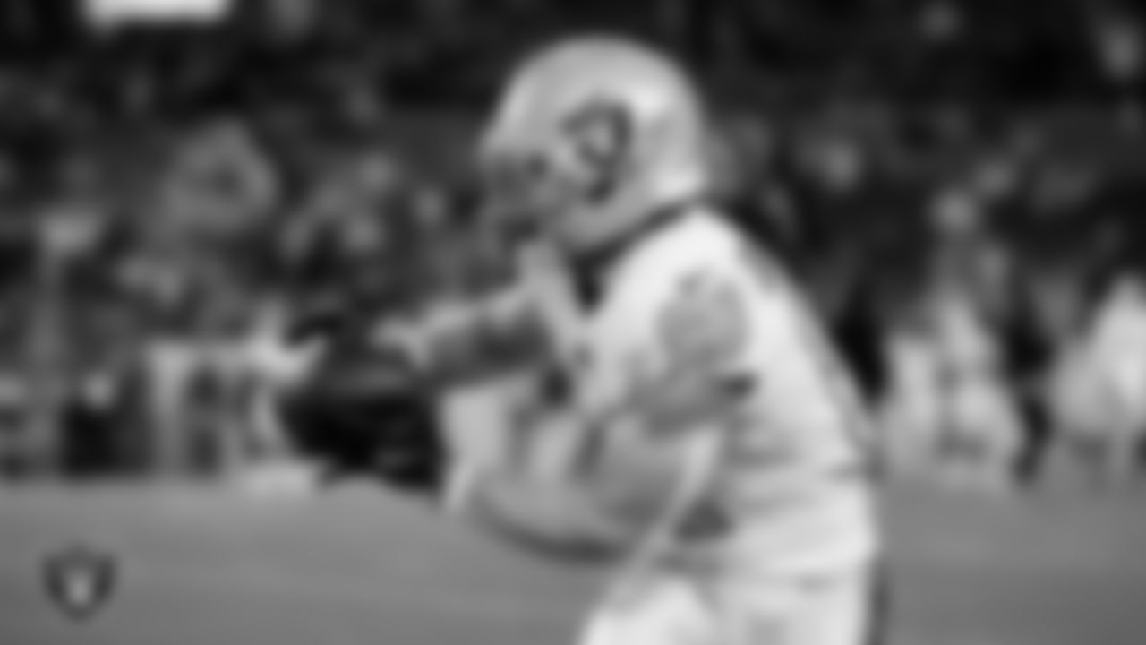 Las Vegas Raiders wide receiver Alex Bachman (81) warming up before the regular season away game against the Denver Broncos at Empower Field at Mile High.