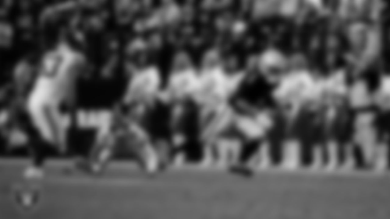 Las Vegas Raiders wide receiver Tre Tucker (1) during the regular season home game against the New York Giants at Allegiant Stadium.