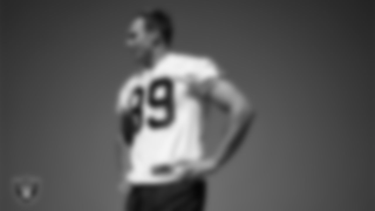 Las Vegas Raiders tight end Brock Bowers (89) at a workout during phase two of the offseason program at Intermountain Health Performance Center.