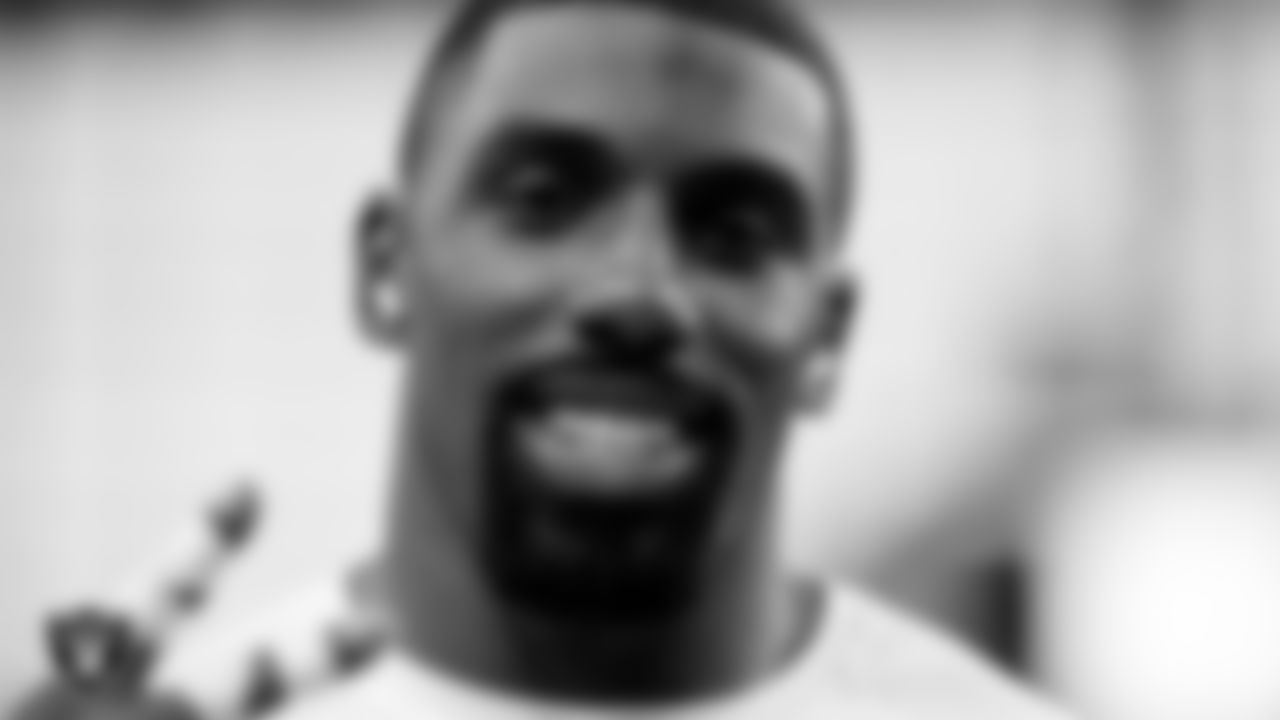 Las Vegas Raiders defensive tackle Thomas Booker IV (99) warming up before the regular season home game against the Los Angeles Chargers at Allegiant Stadium.