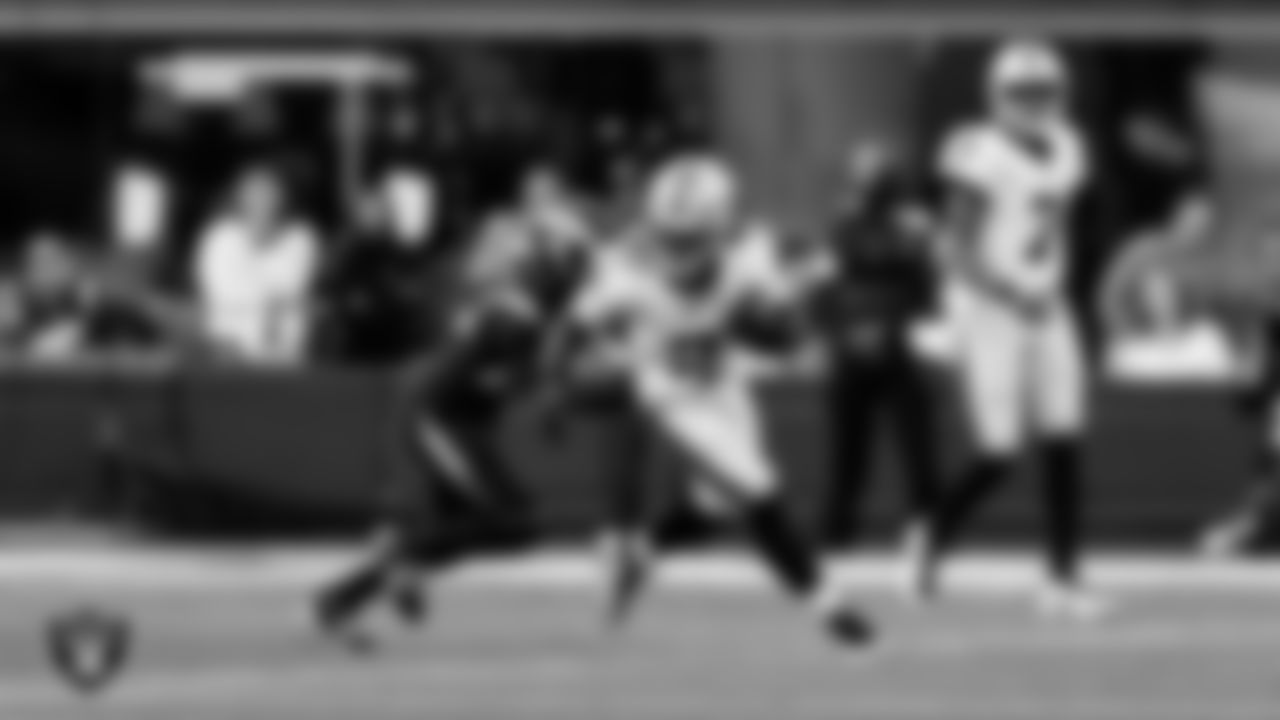 Las Vegas Raiders running back Ashton Jeanty (2) during the regular season away game against the Los Angeles Chargers at SoFi Stadium.