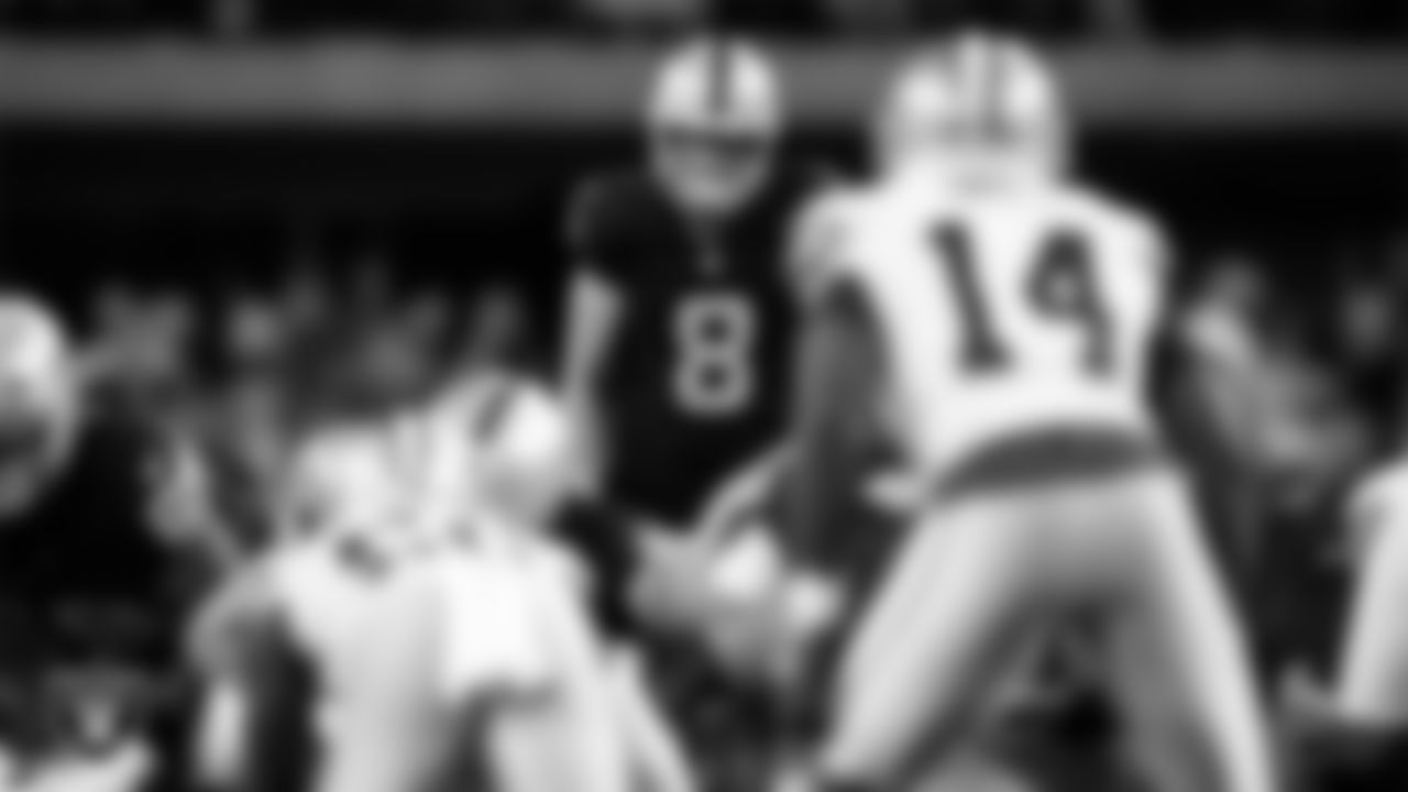 Las Vegas Raiders kicker Daniel Carlson (8) lines up before kicking a 45-yard field goal during the regular season home game against the Dallas Cowboys at Allegiant Stadium.