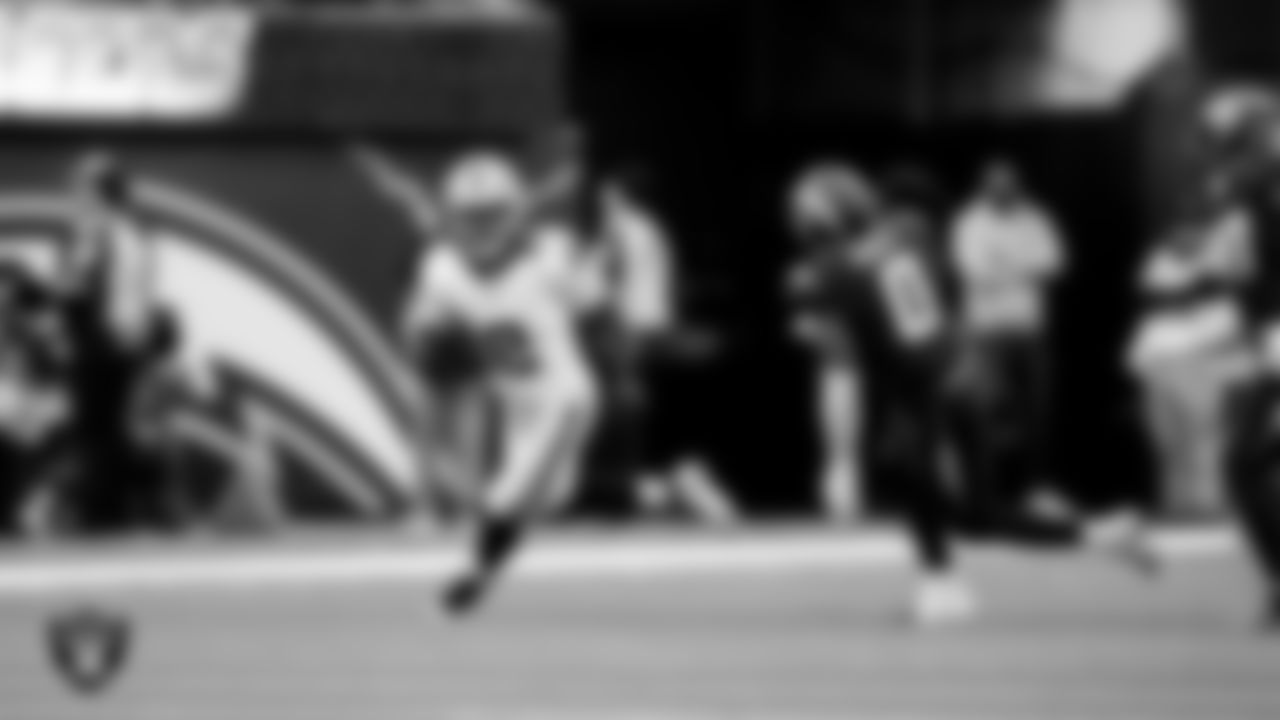 Las Vegas Raiders running back Ashton Jeanty (2) during the regular season away game against the Los Angeles Chargers at SoFi Stadium.