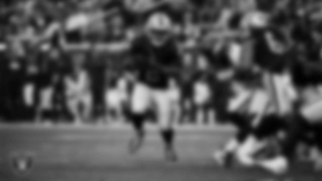 Las Vegas Raiders running back Ashton Jeanty (2) rushes during the regular season home game against the Denver Broncos at Allegiant Stadium.