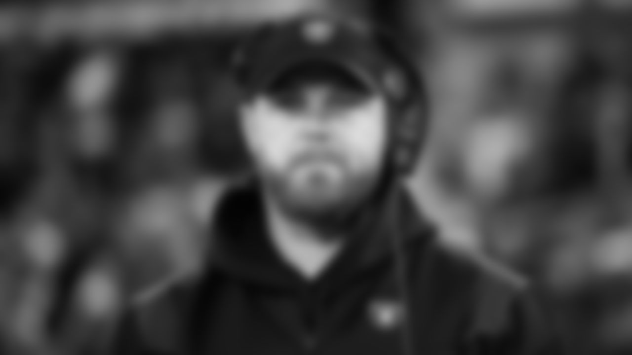 Travis Smith - Defensive line