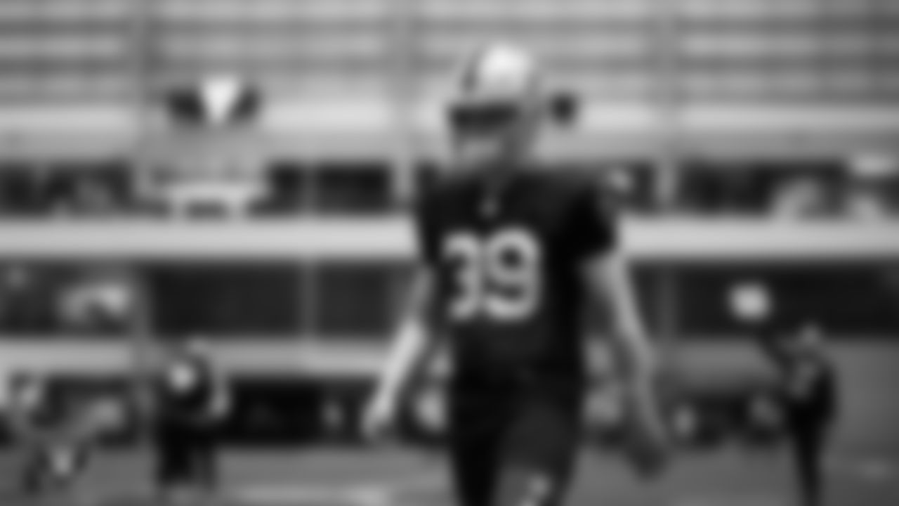 Las Vegas Raiders long snapper Luke Elkin (39) during practice at Intermountain Health Performance Center.
