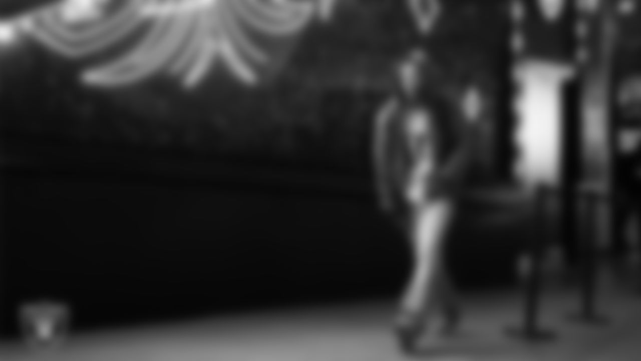 Las Vegas Raiders cornerback Eric Stokes (22) arrives to the regular season home game against the Denver Broncos at Allegiant Stadium.