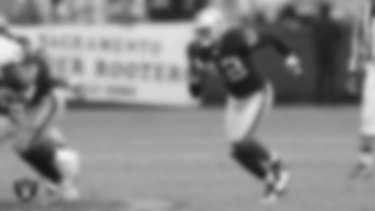 DB Keyon Nash (2004)
Albany State University