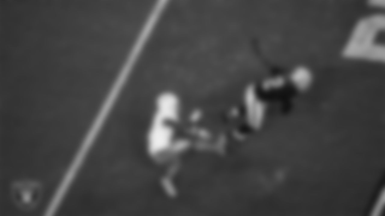 Las Vegas Raiders running back Ashton Jeanty (2) runs after making a catch during the regular season home game against the Los Angeles Chargers at Allegiant Stadium.