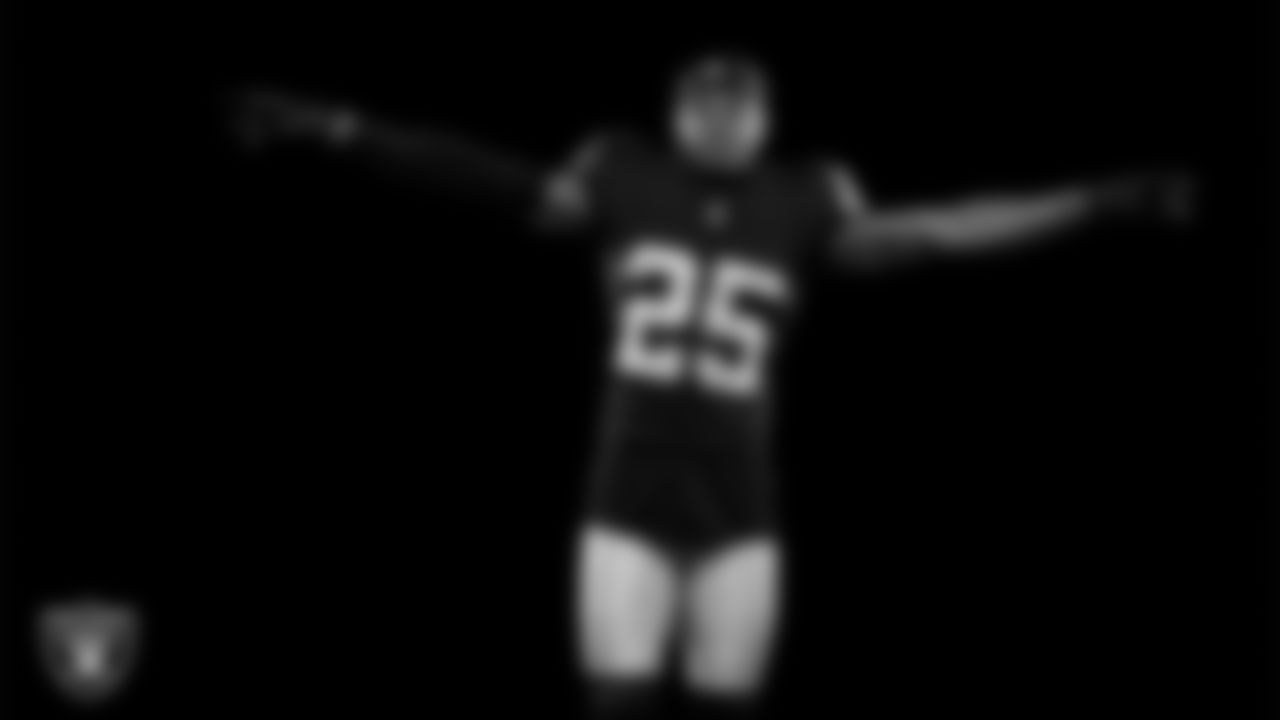 Las Vegas Raiders cornerback Decamerion Richardson (25) poses for a photo at the 2025 Raiders Media Day.